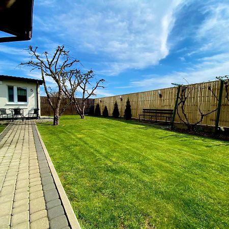 Zielone Zacisze Villa Uniejow Buitenkant foto