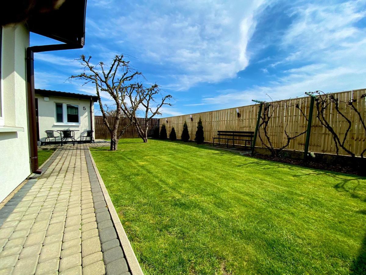 Zielone Zacisze Villa Uniejow Buitenkant foto